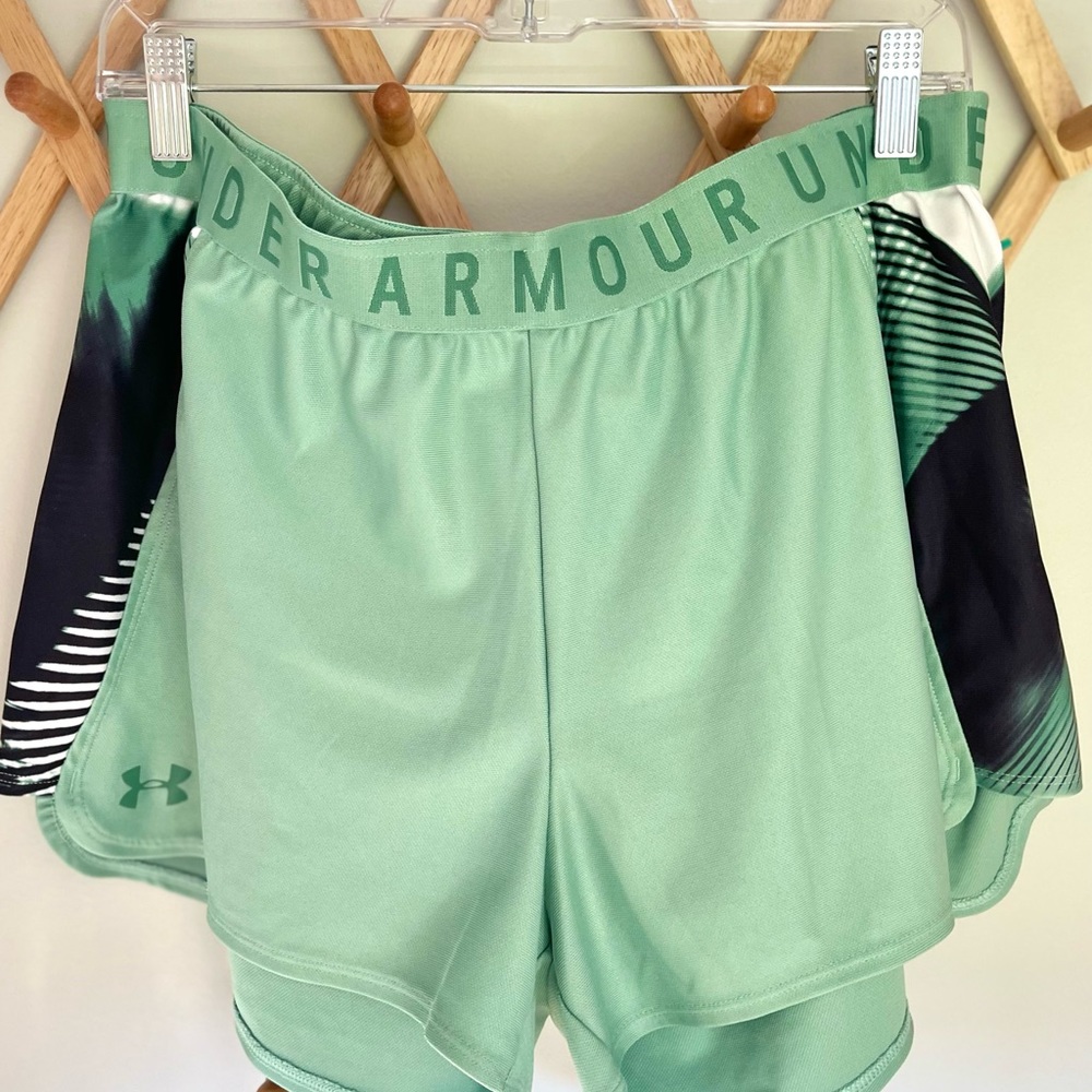 Under Armour Women’s Athletic Running Shorts Loose Seafoam Green XL